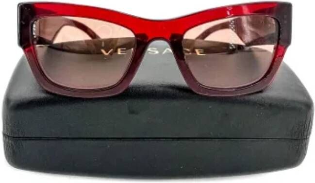 Versace Pre-owned Plastic sunglasses Rood Dames