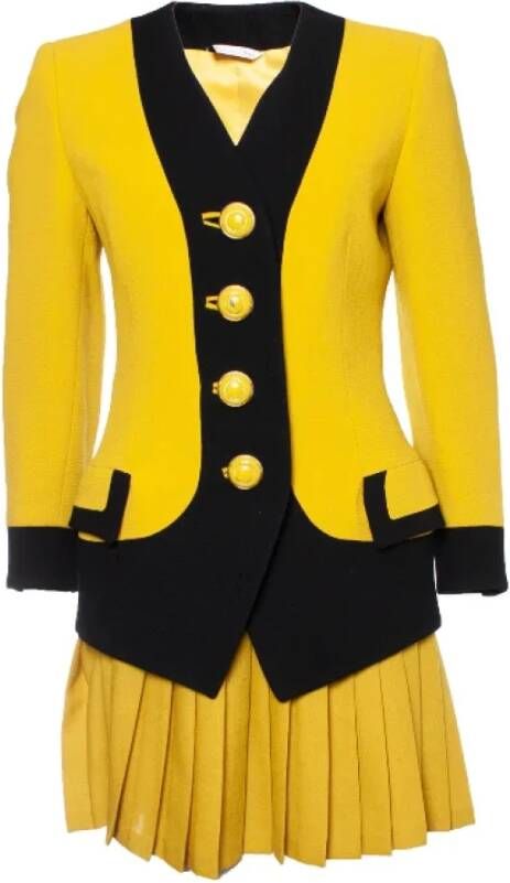 Versace Pre-owned Wool tops Yellow Dames
