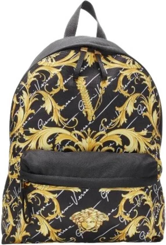Versace Pre-owned Voldoende nylon rugzakken Zwart Dames
