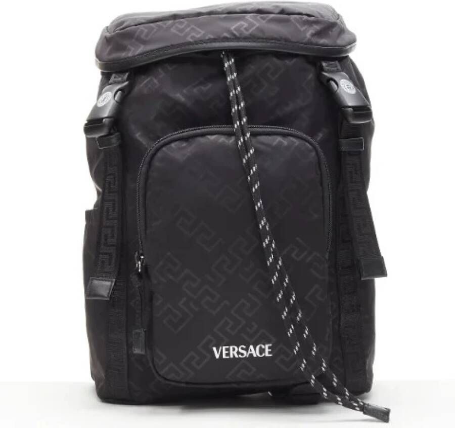 Versace Pre-owned Voldoende nylon rugzakken Zwart Dames