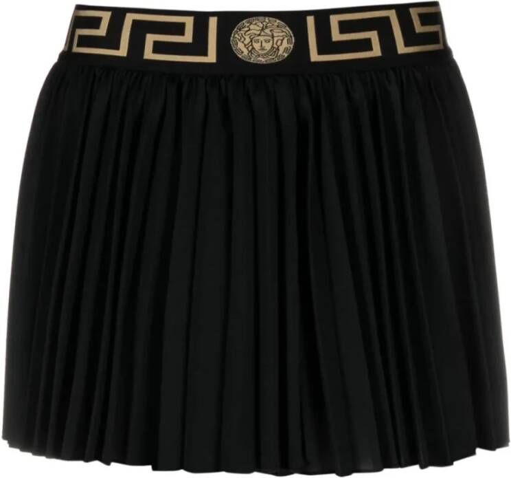 Versace Zwarte Shorts met Greca Border Tailleband Zwart Dames