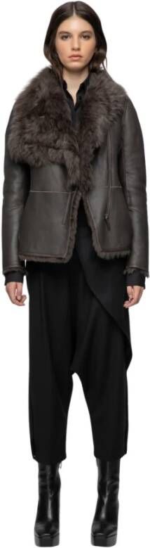 Vespucci by VSP Faux Fur & Shearling Jackets Bruin Dames