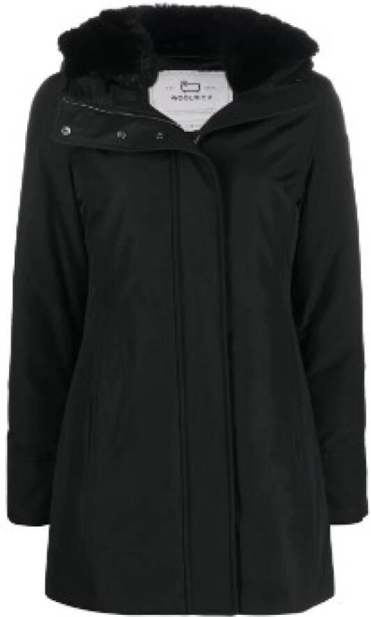 Woolrich Stijlvolle Jassen voor Mannen en Vrouwen Zwart Dames