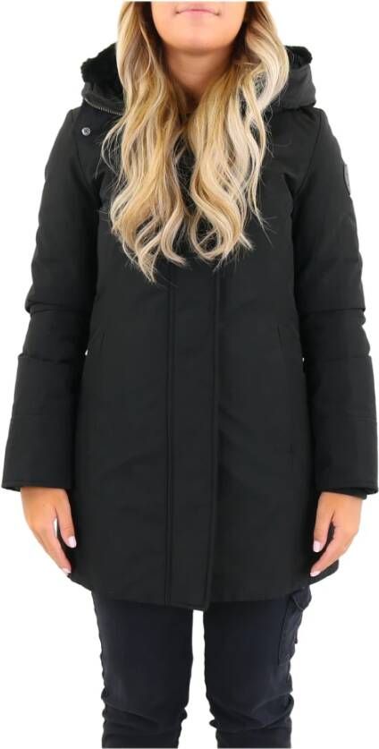 Woolrich Warme en stijlvolle zwarte winterjas Zwart Dames