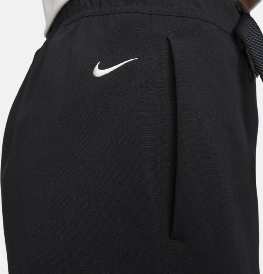 Nike ACG Wandelbroek met halfhoge taille voor dames Zwart
