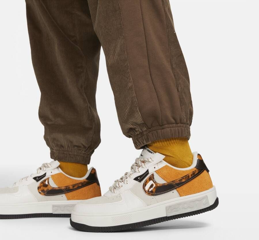 Nike Air Corduroy-fleecebroek met hoge taille voor dames Bruin