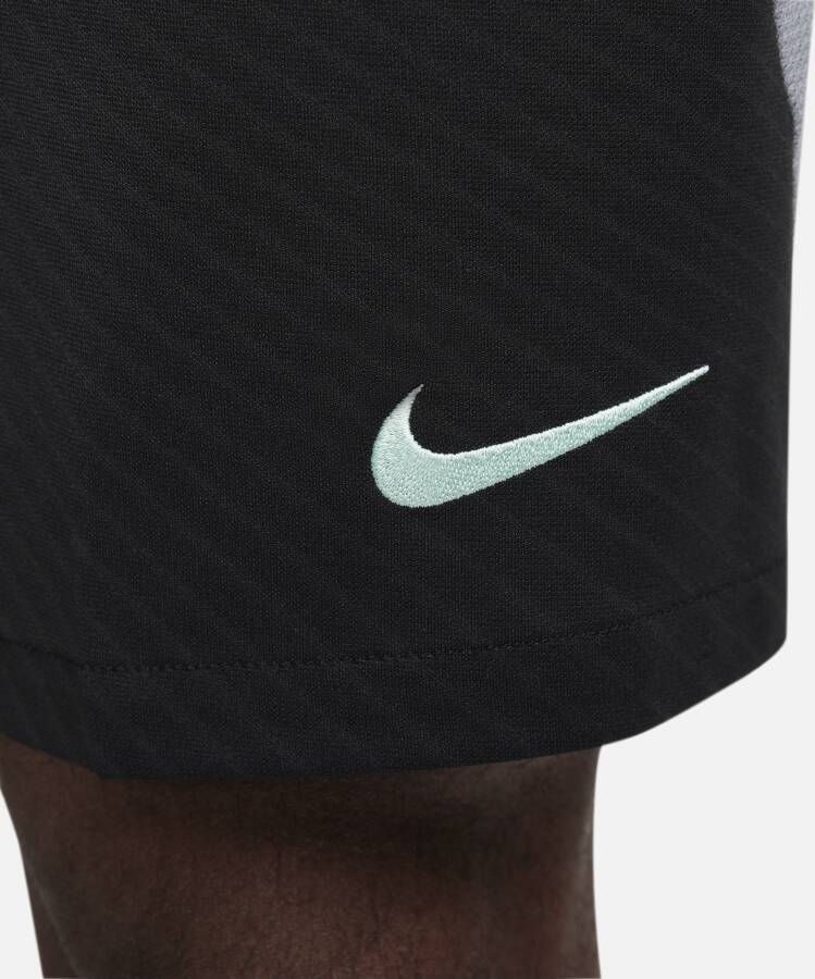 Nike Chelsea FC Strike Derde Dri-FIT knit voetbalshorts voor heren Zwart