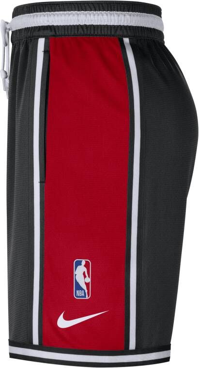 Nike Chicago Bulls NBA Warming-upshorts met Dri-FIT voor heren Zwart