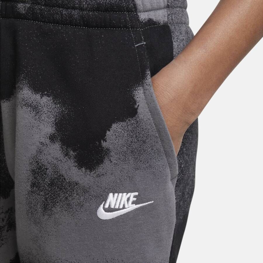Nike Club Fleece joggingbroek met print voor kids Zwart