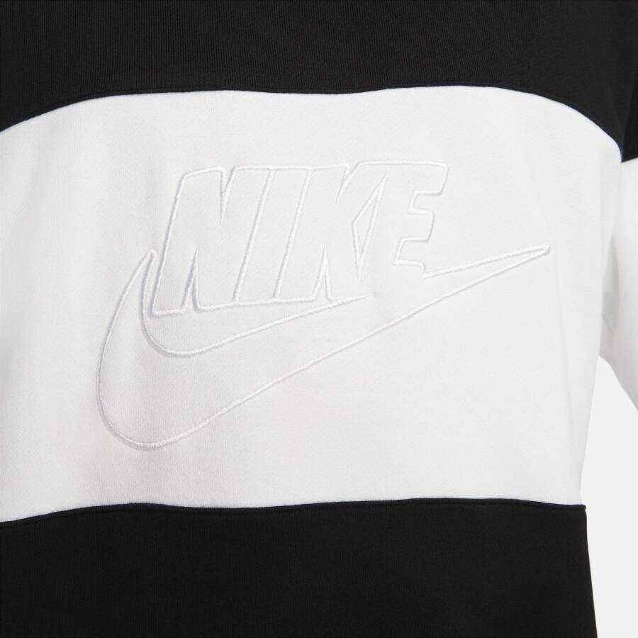 Nike Club herenshirt van sweatstof met kleurblokken en ronde hals Zwart