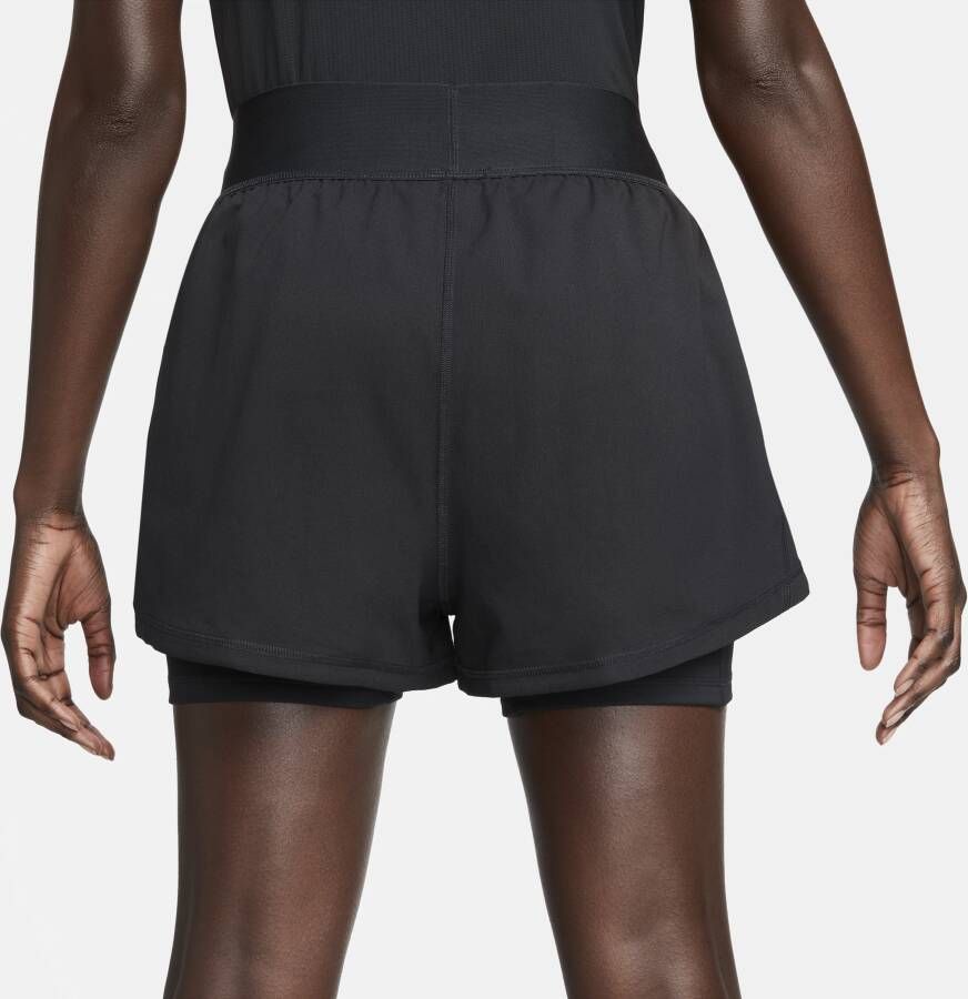 NikeCourt Dri-FIT Advantage Tennisshorts voor dames Zwart