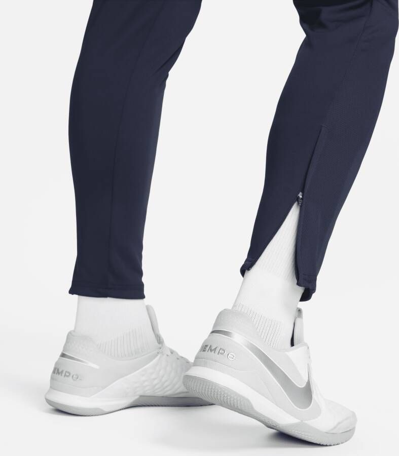 Nike Dri-FIT Academy Knit voetbalbroek voor heren (Stock) Blauw
