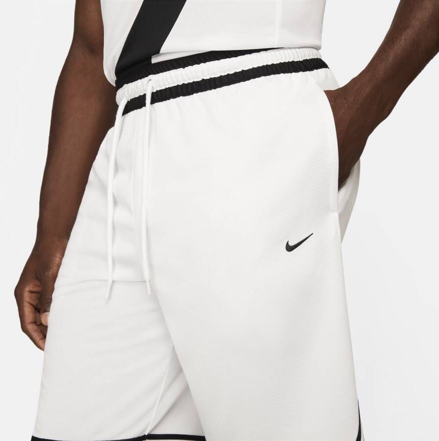 Nike Dri-FIT DNA Basketbalshorts voor heren (25 cm) Wit