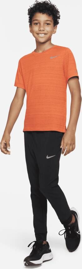 Nike Dri-FIT Miler trainingstop voor jongens Rood - Foto 5