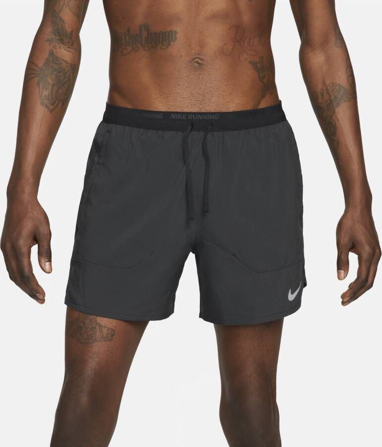 Nike Stride Dri-FIT hardloopshorts met binnenbroek voor heren (13 cm) Zwart