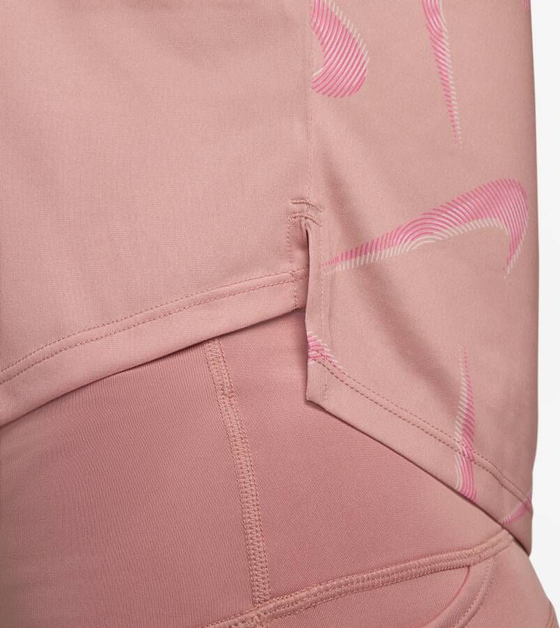 Nike Dri-FIT Swoosh hardlooptop met print en korte mouwen voor dames Roze