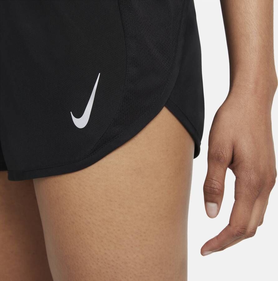 Nike Fast Tempo Dri-FIT hardloopshorts voor dames Zwart