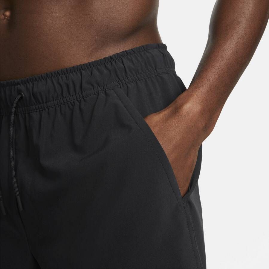 Nike Unlimited multifunctionele 2-in-1 herenshorts met Dri-FIT (18 cm) Zwart