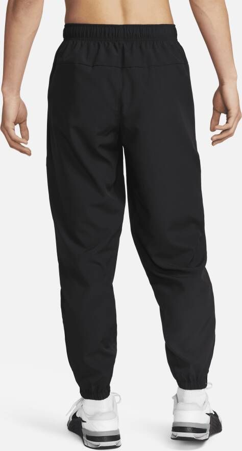 Nike Form Dri-FIT toelopende multifunctionele herenbroek Zwart - Foto 2