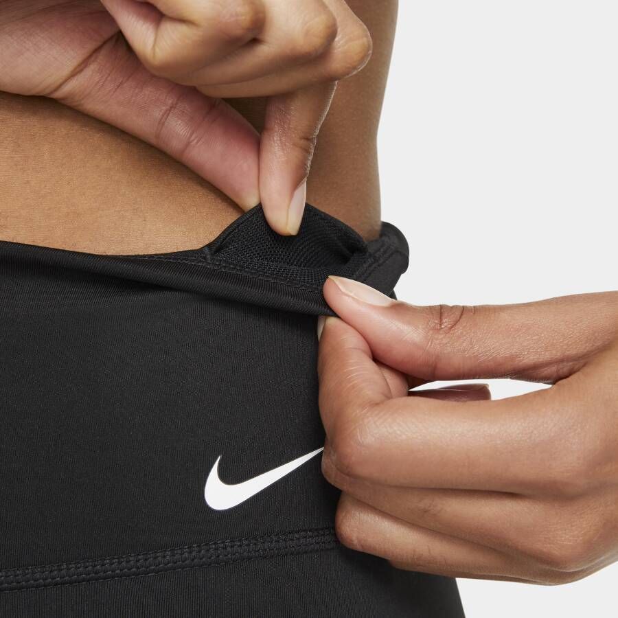 Nike One bikeshorts met halfhoge taille voor dames (18 cm) Zwart