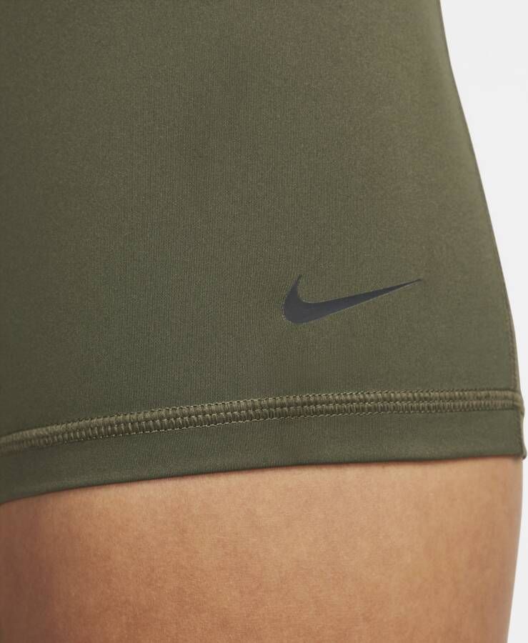 Nike Pro Damesshorts van 7 5 cm Groen