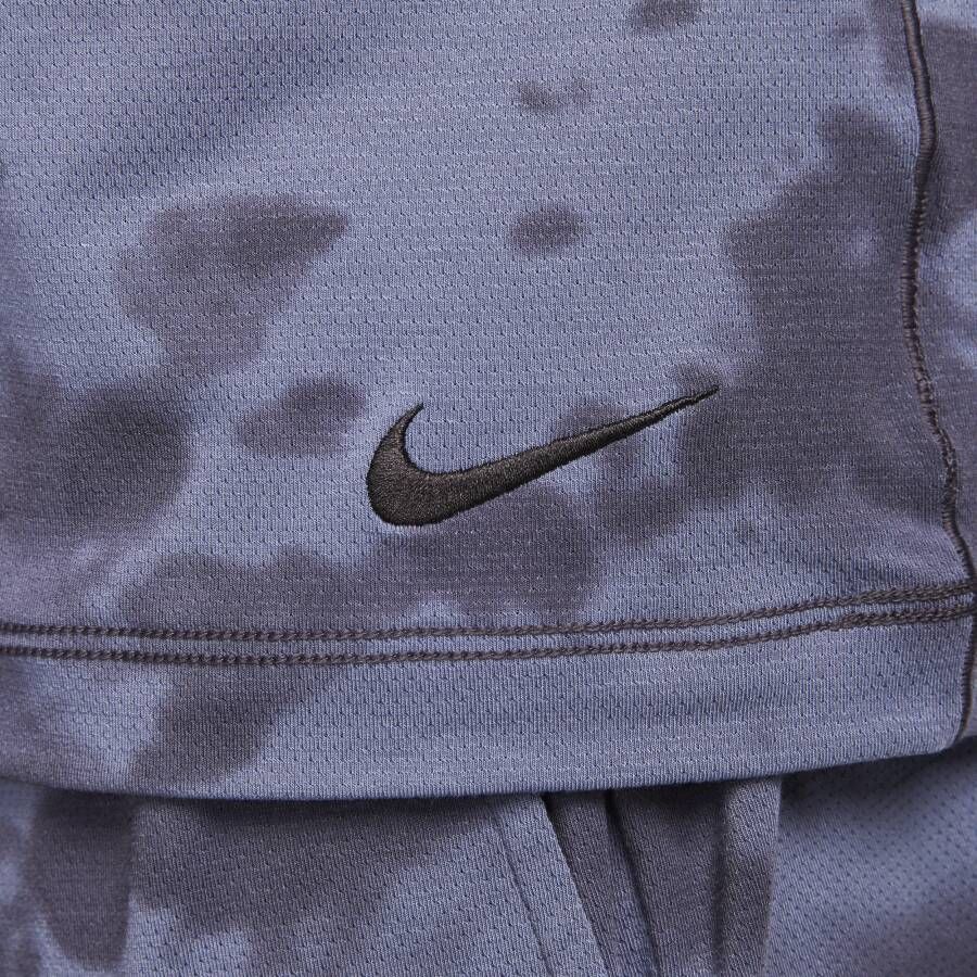 Nike Pro Dri-FIT Heren yoga top met all-over print en korte mouwen Grijs