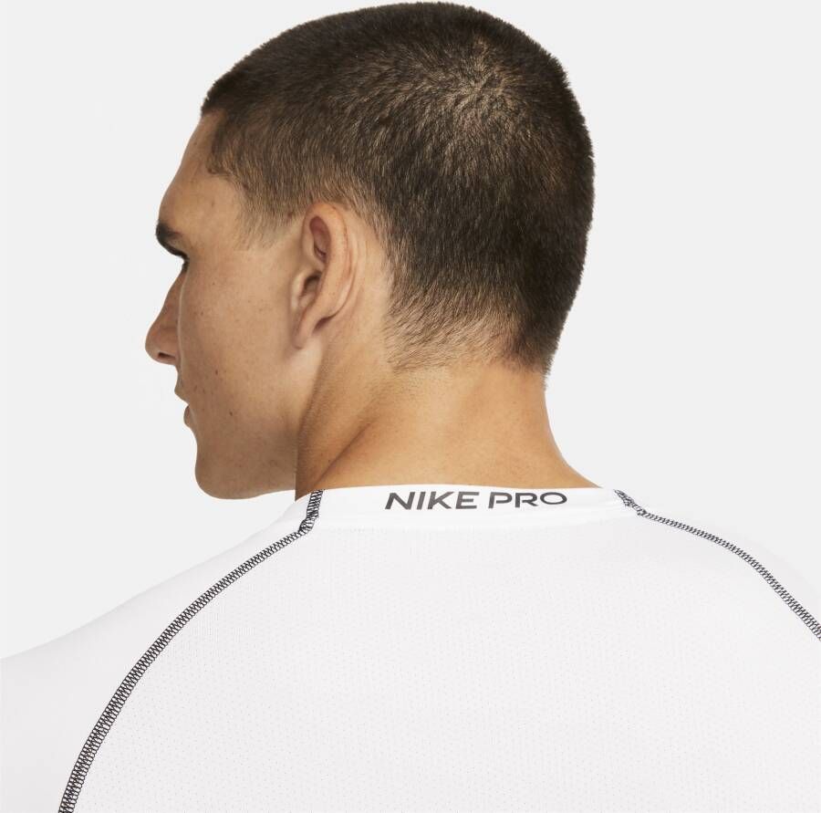 Nike Pro Dri-FIT Herentop met korte mouwen en strakke pasvorm Wit