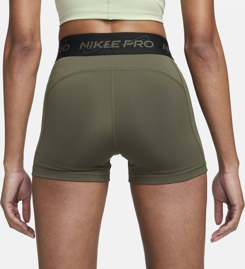 Nike Pro Shorts met halfhoge taille en graphic voor dames (8 cm) Groen