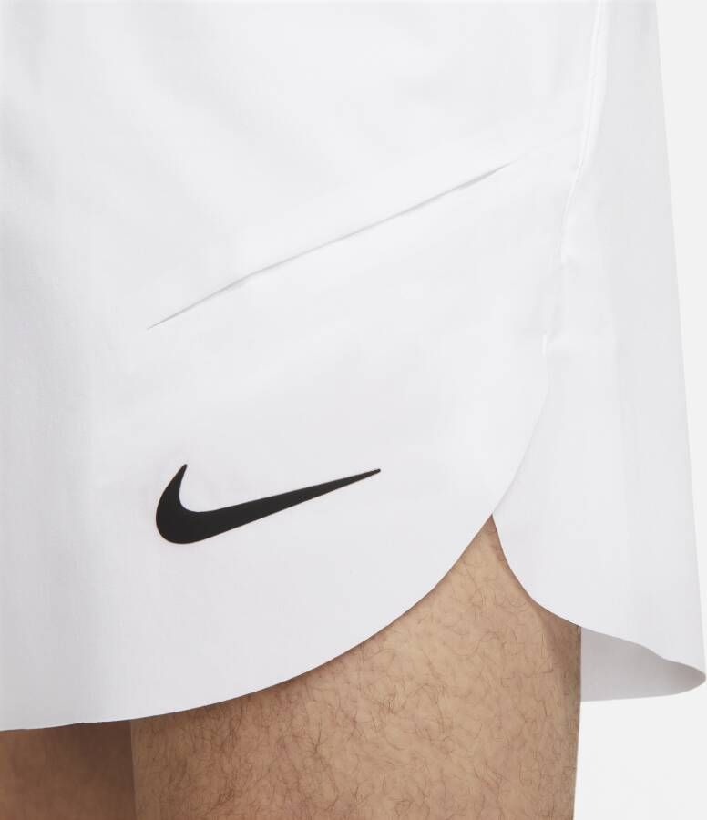 Nike Rafa Dri-FIT ADV Tennisshorts voor heren (18 cm) Wit