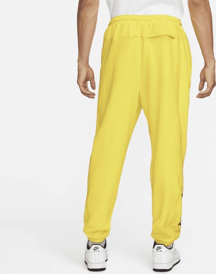 Nike Sportswear Air Herenbroek van sweatstof Geel