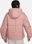 Nike Sportswear Classic Puffer Therma-FIT ruimvallend damesjack met capuchon Roze - Thumbnail 2