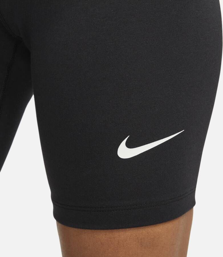 Nike Sportswear Classic bikeshorts met hoge taille voor dames (21 cm) Zwart