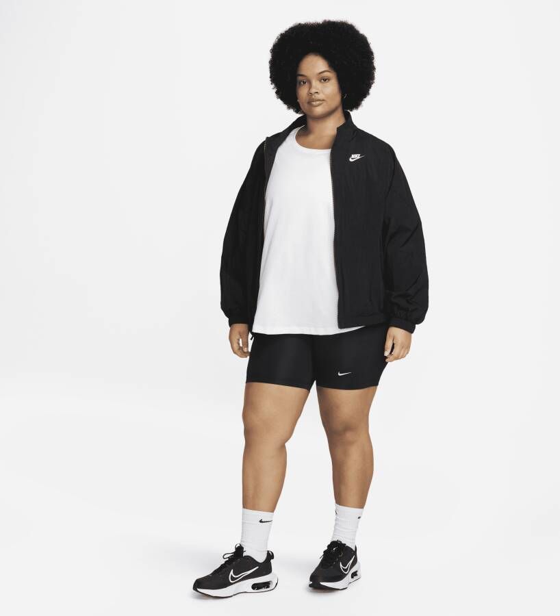 Nike Sportswear Club Essentials T-shirt voor dames (Plus Size) Wit