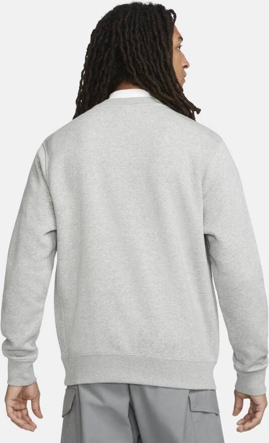 Nike Sportswear Club Fleece Herenshirt met ronde hals en graphic Grijs