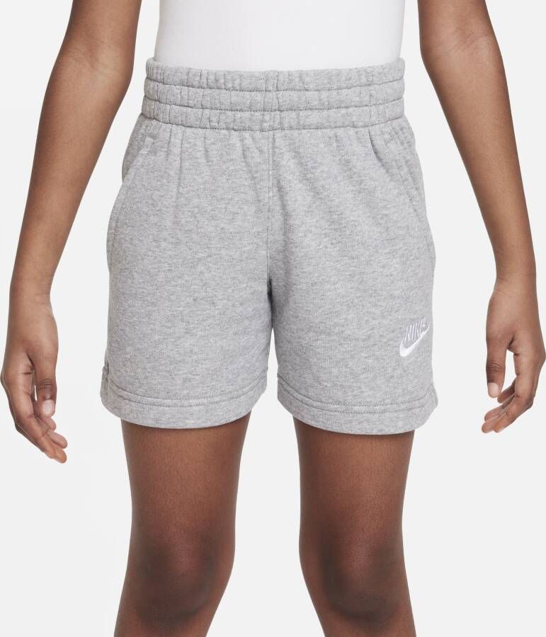 Nike Sportswear Club Fleece meisjesshorts van sweatstof (13 cm) Grijs