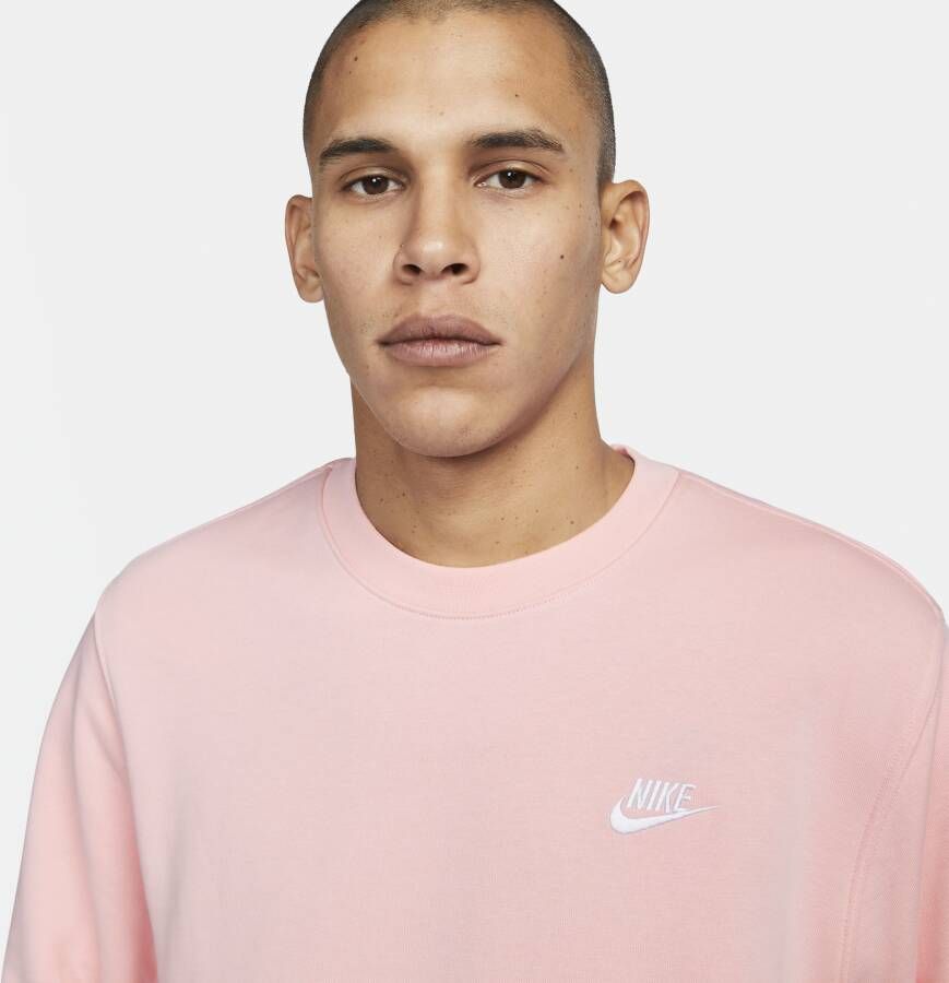Nike Sportswear Club Herenshirt van sweatstof met ronde hals Roze