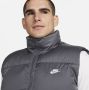 Nike Sportswear Club PrimaLoft waterafstotende bodywarmer voor heren Grijs - Thumbnail 2