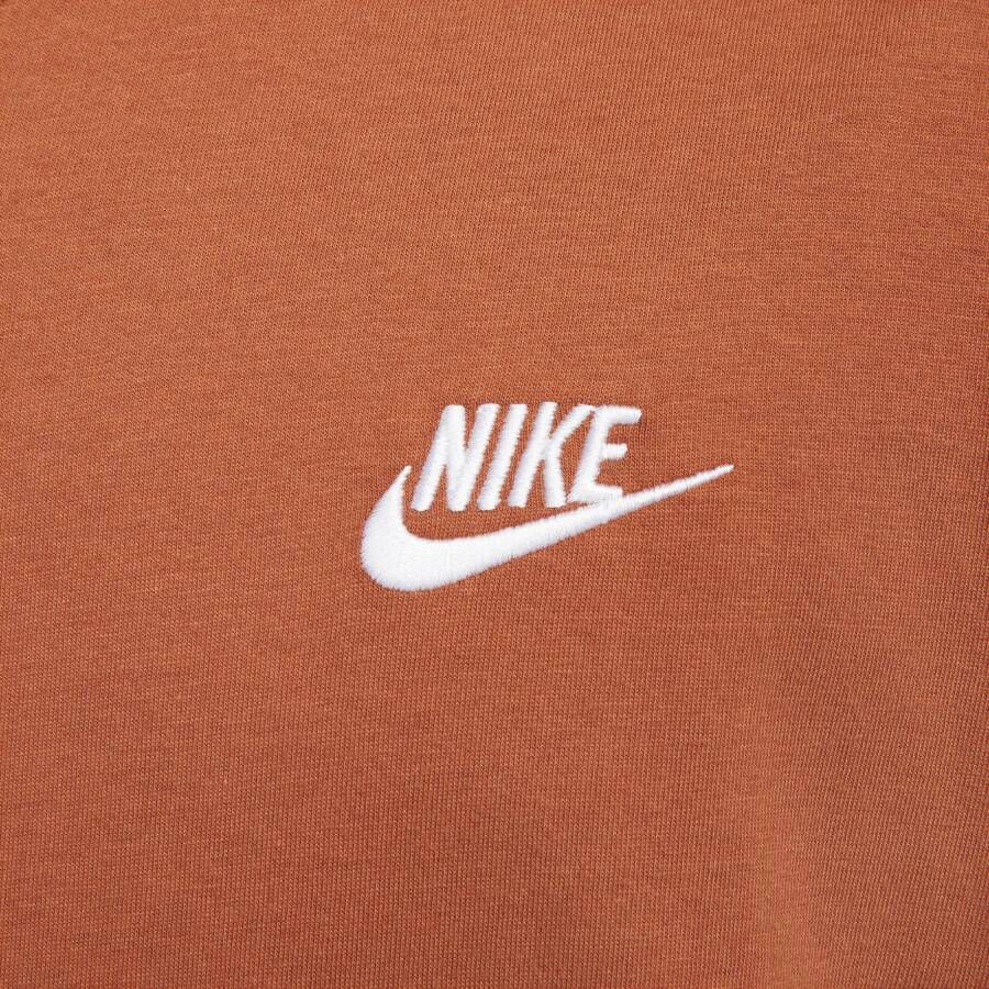 Nike Sportswear Club T-shirt voor heren Bruin