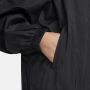 Nike Oversized luchtige jas met mesh voering Black Dames - Thumbnail 4