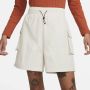 Nike Sportswear Essential Geweven damesshorts met hoge taille Bruin - Thumbnail 2