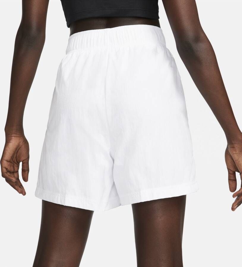 Nike Sportswear Essential Geweven damesshorts met hoge taille Wit
