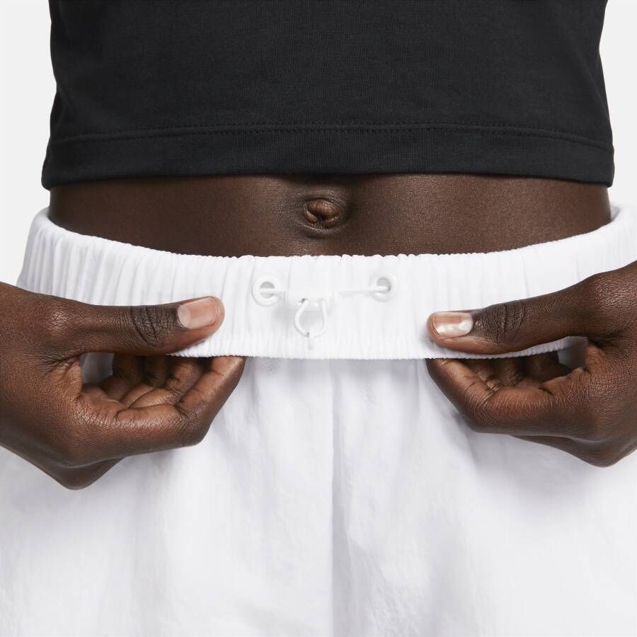 Nike Sportswear Essential Geweven damesshorts met hoge taille Wit
