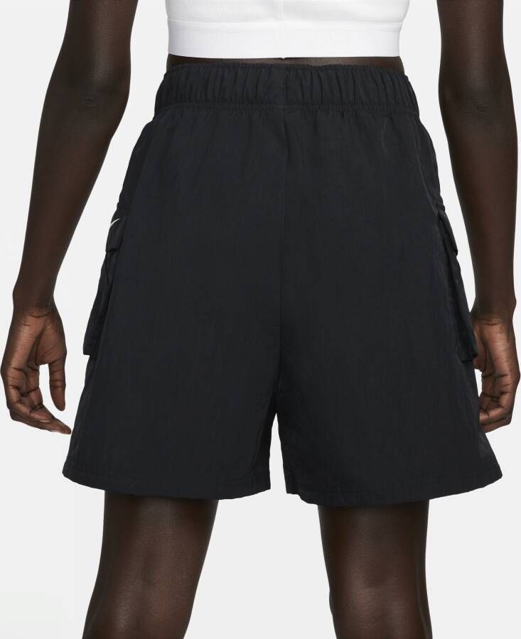 Nike Sportswear Essential Geweven damesshorts met hoge taille Zwart