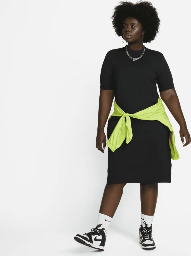 Nike Sportswear Essential Halflange jurk (Plus Size) Zwart