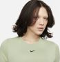 Nike Sportswear Essential Slim-fit Crop T-shirt T-shirts Kleding oil green black maat: S beschikbare maaten:XS S M L XL - Thumbnail 4
