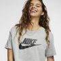 Nike Sportswear Essential Kort T-shirt met logo voor dames Grijs - Thumbnail 4
