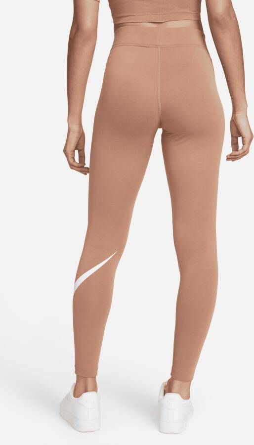 Nike Sportswear Essential Legging met halfhoge taille en Swoosh voor dames Bruin
