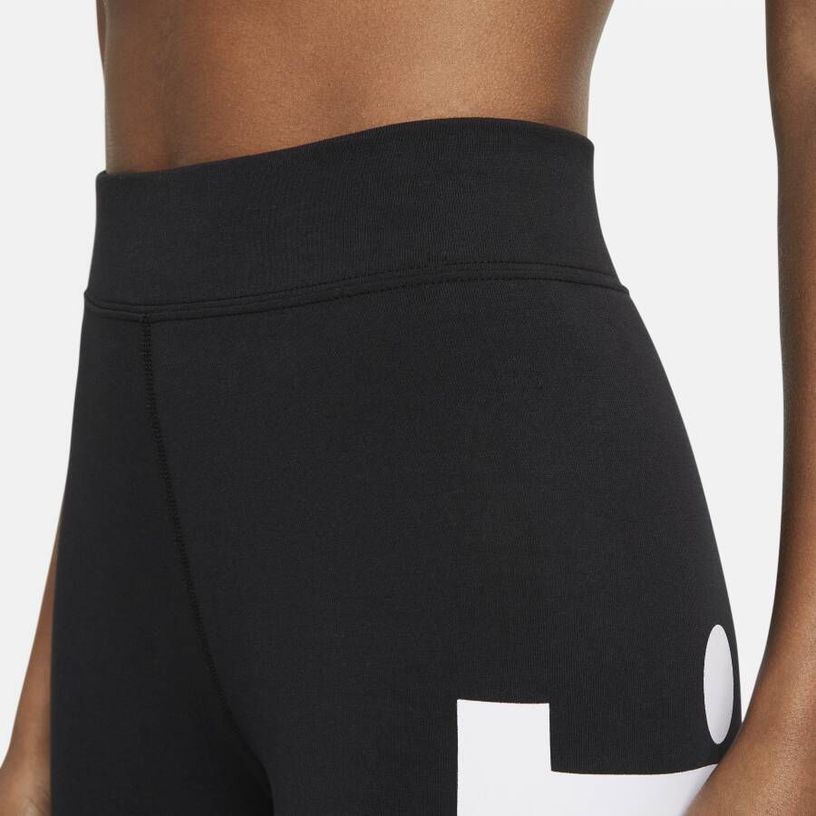 Nike Sportswear Essential Legging met hoge taille en graphic voor dames Zwart