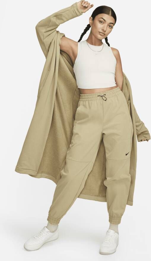 Nike Sportswear Chill Knit aansluitende korte tanktop met mini-rib voor dames Bruin
