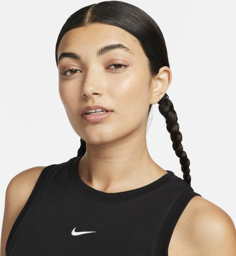 Nike Sportswear Chill Knit aansluitende korte tanktop met mini-rib voor dames Zwart